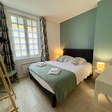 Les Lys D'or Centre Historique 쏘뮤흐